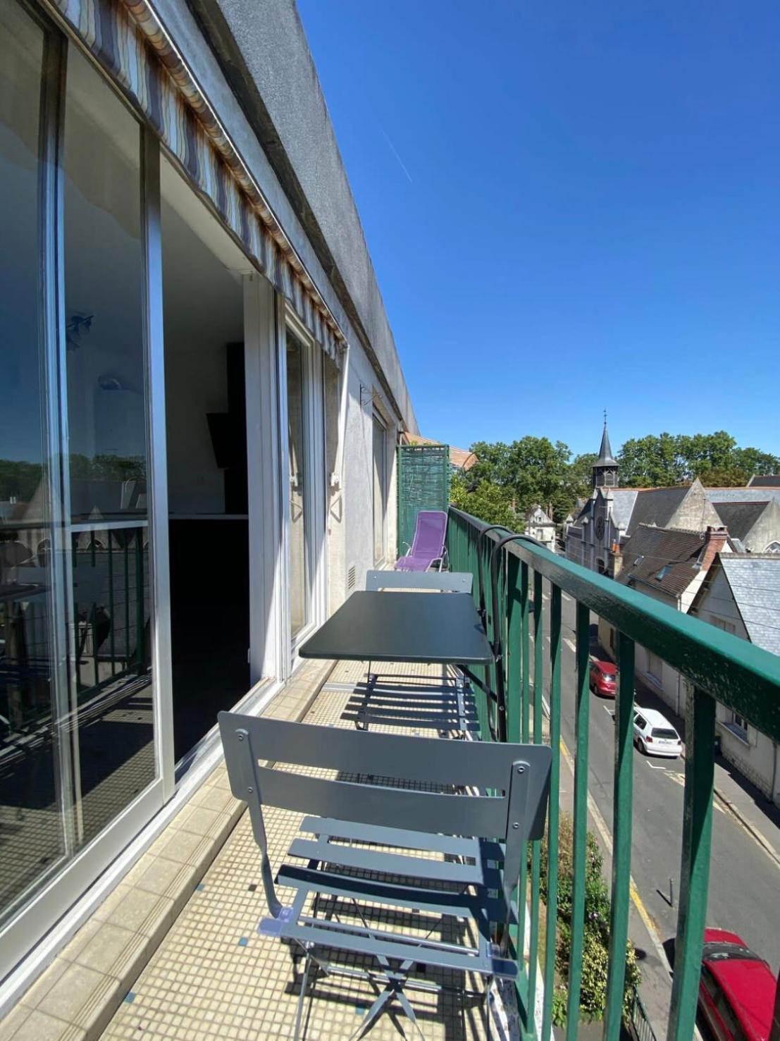 Vue Sur Les Toits De Tours Apartment Bagian luar foto